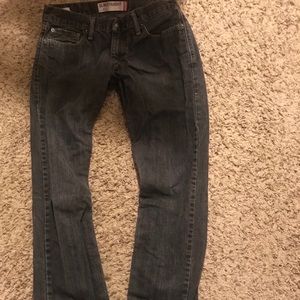 Men’s Levi pants .